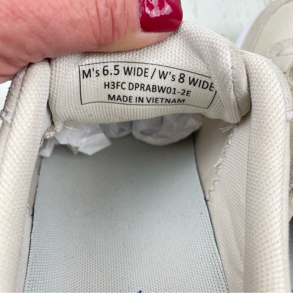 Kizik Prague Hands-Free Sneakers *Bone‎ (Unisex) - Picture 10 of 16